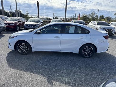 Used 2022 Kia Forte GT-Line w/ GT-Line Premium Package image 7