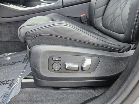 Used 2025 BMW X5 xDrive40i w/ M Sport Package image 14