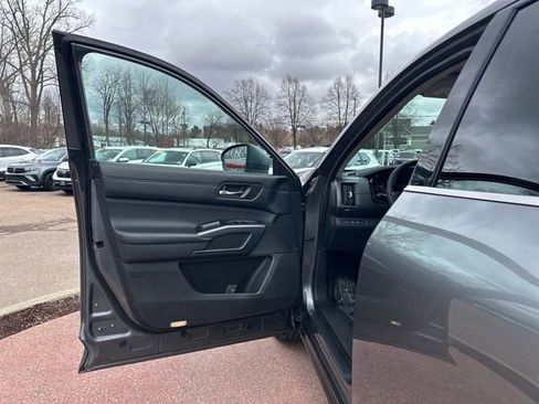 Used 2022 Nissan Pathfinder SL w/ SL Premium Package image 12