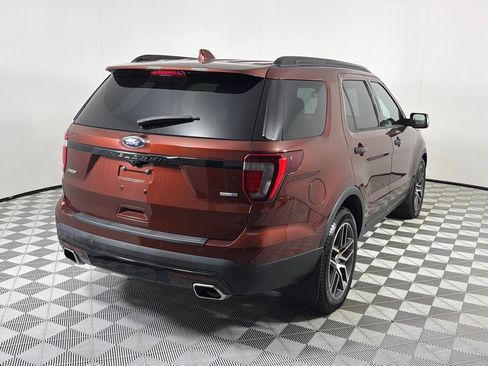 Used 2016 Ford Explorer Sport w/ Equipment Group 401A AWD/4WD image 5
