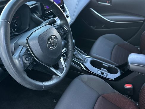 Certified 2024 Toyota Corolla SE FWD image 9