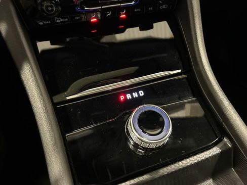 New 2026 Jeep Grand Cherokee L Laredo image 26