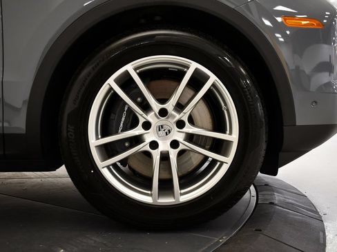 Certified 2026 Porsche Cayenne Coupe AWD/4WD image 19