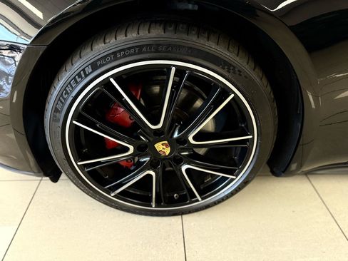 Used 2018 Porsche Panamera 4S w/ Premium Package Plus AWD/4WD image 38