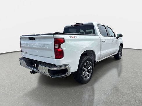 Used 2023 Chevrolet Silverado 1500 LT AWD/4WD image 3