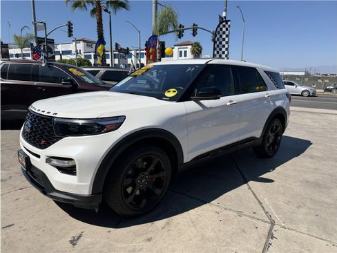 Used 2022 Ford Explorer ST w/ Equipment Group 401A AWD/4WD image 3