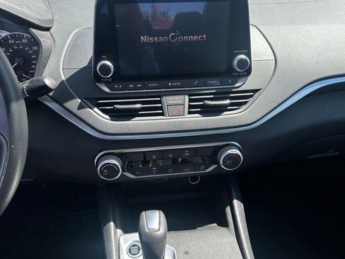 Used 2019 Nissan Altima 2.5 S FWD image 7
