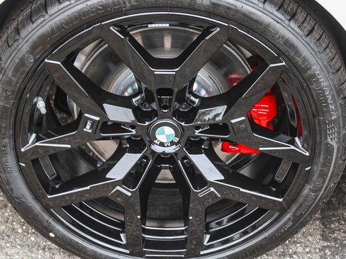 New 2026 BMW 330i Sedan w/ M Sport Package RWD image 10