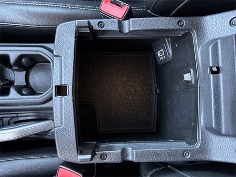 Used 2020 Jeep Gladiator Overland image 19