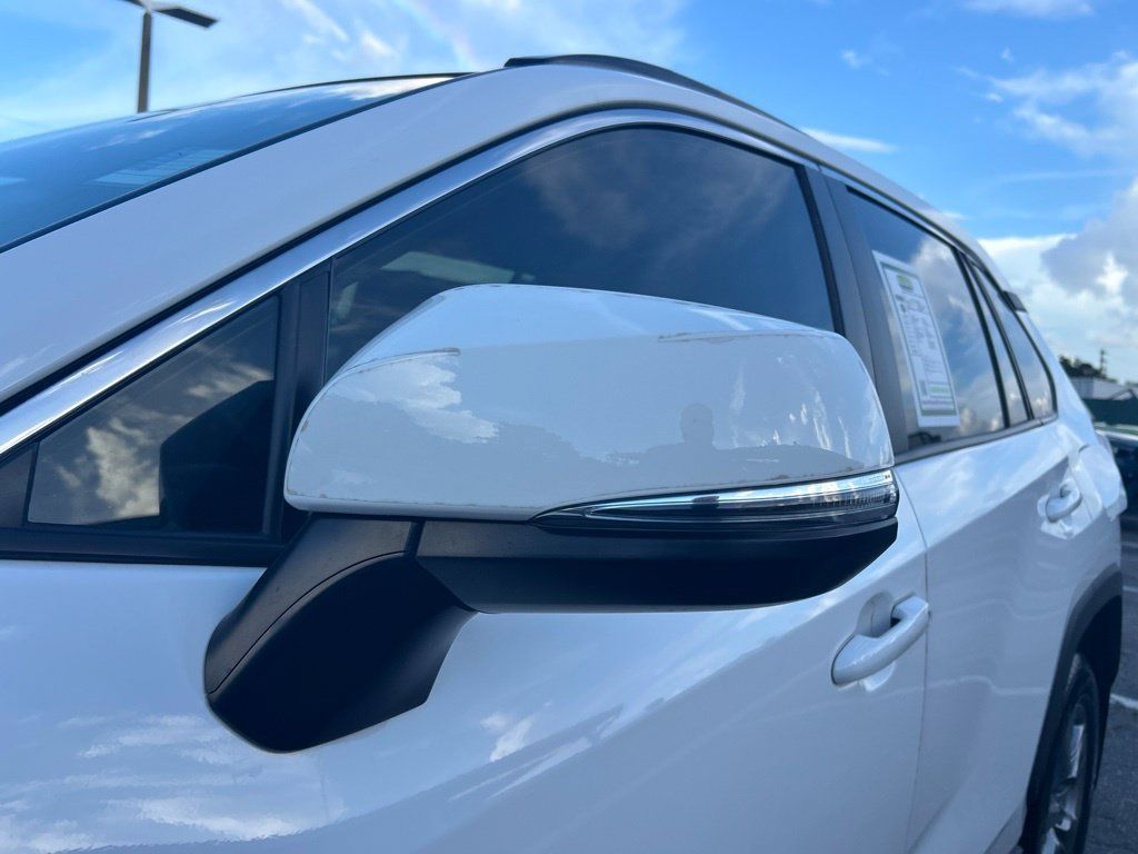 Used 2024 Toyota RAV4 XLE w/ Convenience Package FWD image 19