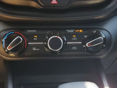 Used 2021 Kia Soul S FWD image 29