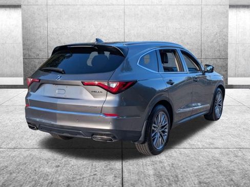 Used 2022 Acura MDX SH-AWD w/ Advance Package image 3