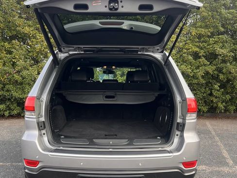 Used 2018 Jeep Grand Cherokee Limited image 7