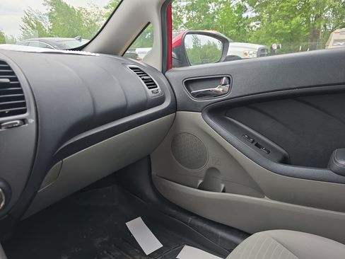 Used 2014 Kia Forte LX w/ Popular Package FWD image 27