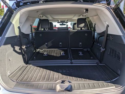 New 2025 Nissan Pathfinder Platinum image 30