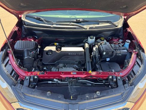 Used 2018 Chevrolet Equinox LT image 24