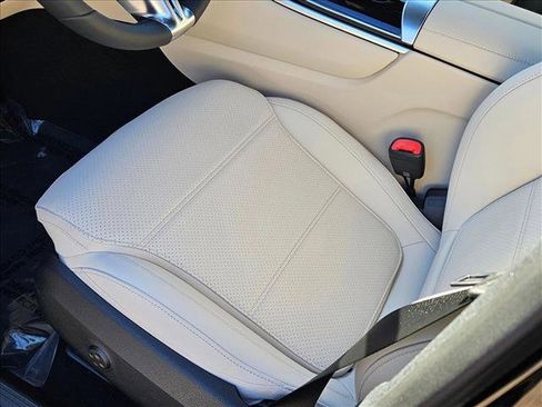 New 2026 Mercedes-Benz GLC 300 image 4