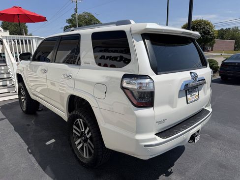 Used 2016 Toyota 4Runner Limited AWD/4WD image 5
