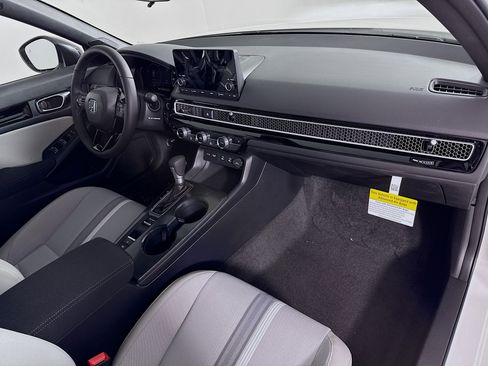 New 2026 Honda Civic Sport image 36