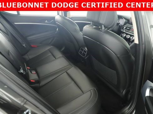Used 2023 Genesis G70 2.0T image 23