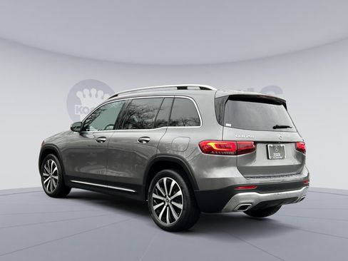 Certified 2022 Mercedes-Benz GLB 250 4MATIC image 4