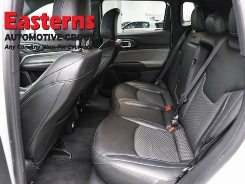 Used 2024 Jeep Compass Latitude AWD/4WD image 20