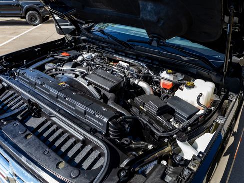 Used 2024 GMC Sierra 2500 Denali w/ Denali Reserve Package image 37