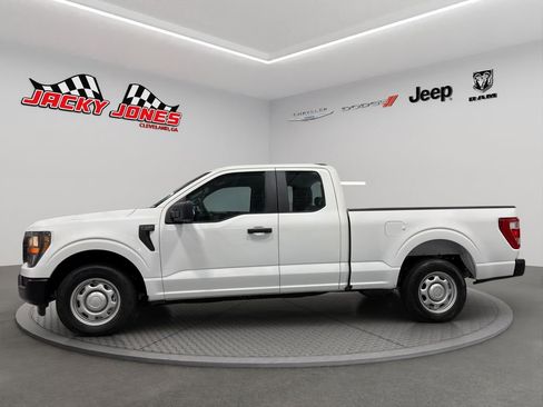 Used 2023 Ford F150 XL image 41