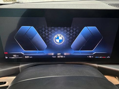 Used 2023 BMW 330i Sedan w/ M Sport Package RWD image 16