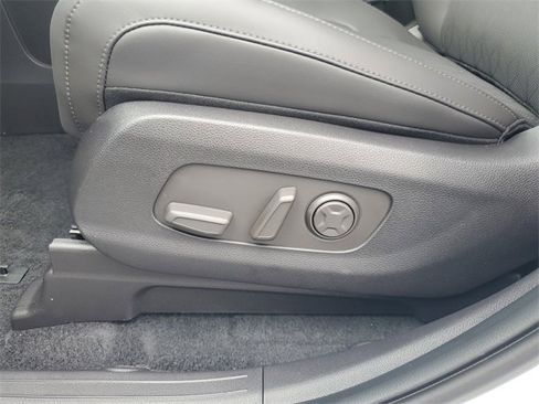 New 2026 Kia Carnival SX image 16