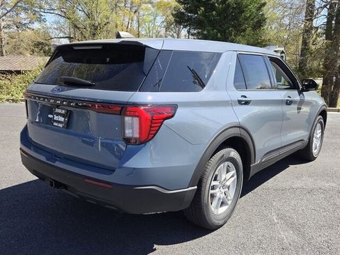 New 2026 Ford Explorer Active image 15
