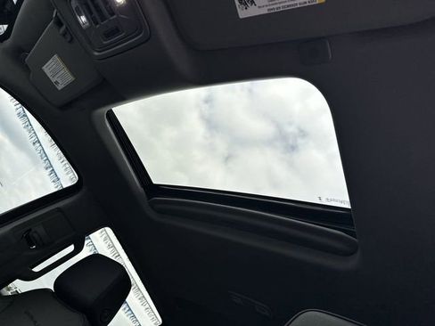 Certified 2024 GMC Sierra 1500 Denali w/ Denali Reserve Package image 19