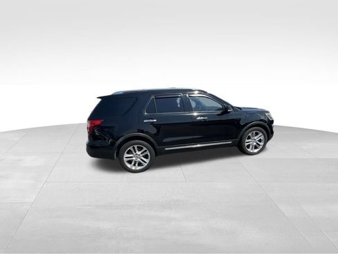 Used 2017 Ford Explorer Limited FWD image 17