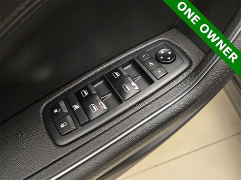 Used 2021 Maserati Levante S image 33