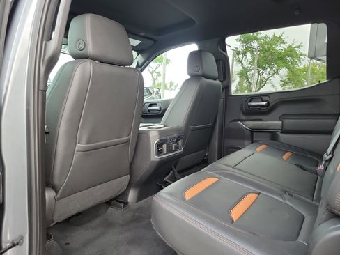 Used 2021 GMC Sierra 1500 AT4 AWD/4WD image 13