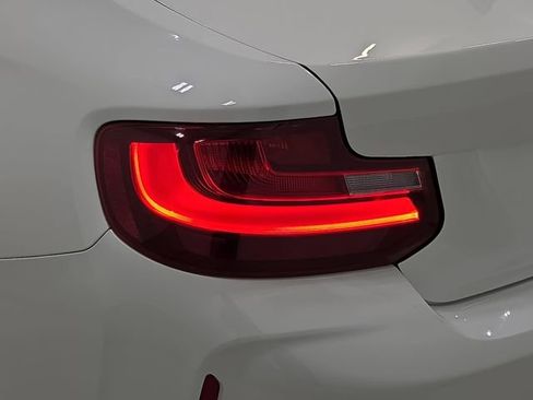 Used 2017 BMW M2 image 30