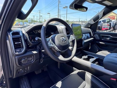 New 2026 RAM 1500 Laramie AWD/4WD image 13