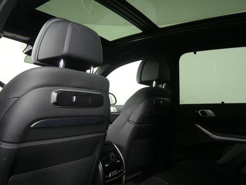 Used 2024 BMW X5 M60i AWD/4WD image 12