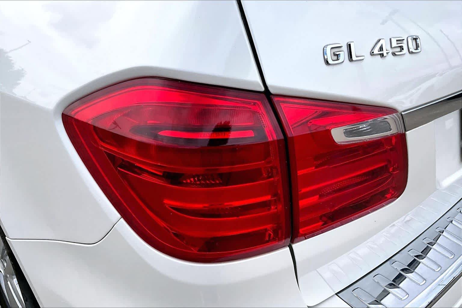Used 2015 Mercedes-Benz GL 450 4MATIC image 29