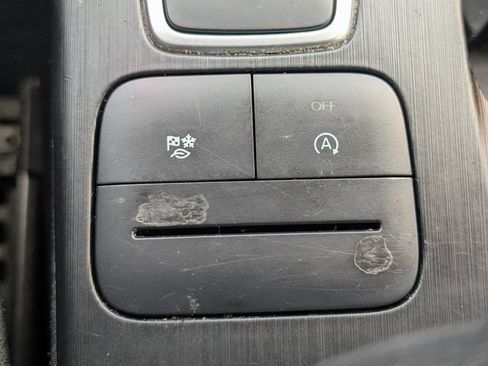 Used 2024 Ford Escape FWD image 19
