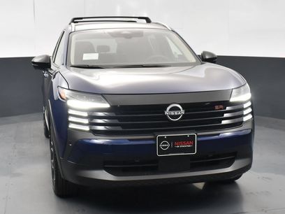 New 2026 Nissan Kicks SR w/ Illumination Package