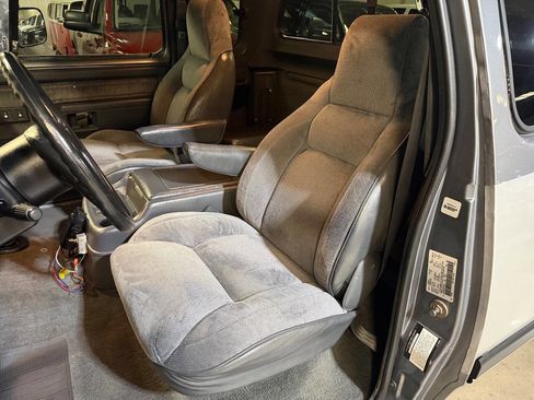 Used 1993 Dodge D/W Truck 350 image 6