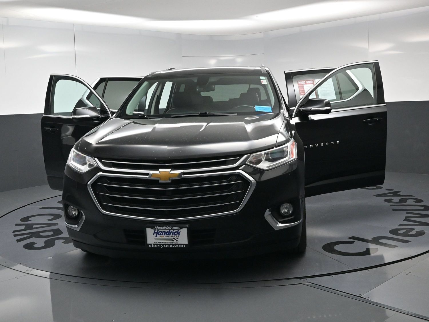 Used 2019 Chevrolet Traverse LT w/ LT Premium Package AWD/4WD image 14