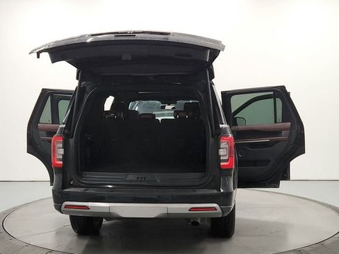 Used 2024 Ford Expedition Limited RWD image 14
