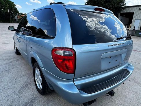 Used 2006 Dodge Grand Caravan SXT FWD image 5
