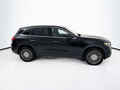 Used 2026 Mercedes-Benz GLC 300 image 9
