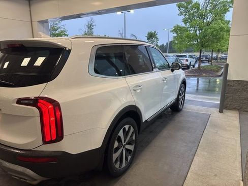 Used 2022 Kia Telluride S AWD/4WD image 5