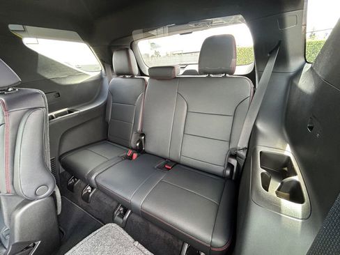 New 2026 Chevrolet Traverse RS FWD image 33