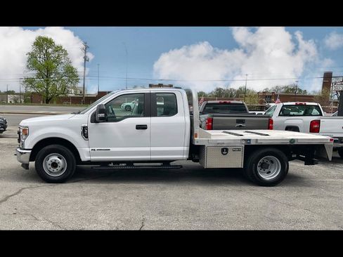 Used 2020 Ford F350 XL w/ Power Equipment Group RWD image 5