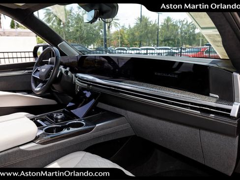 Used 2025 Cadillac Escalade V AWD/4WD image 69
